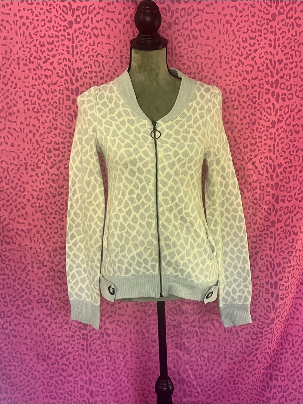 Ivory and blue Patterned Zip-Front Knit Cardigan
